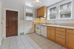 6549 N Mozart St, Chicago, IL 60645 - Photo 8