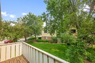 1022 Thorndale Ct, Wheeling, IL 60090 - Photo 18