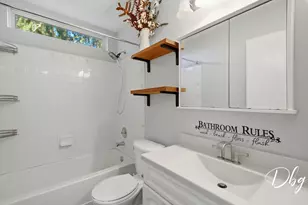60 W Dahlia Ln, Round Lake Beach, IL 60073 - Photo 18