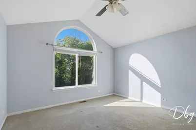 60 W Dahlia Lane, Round Lake Beach, IL 60073 - Photo 22