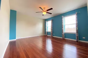 2279 Barrington Dr E, Aurora, IL 60503 - Photo 14