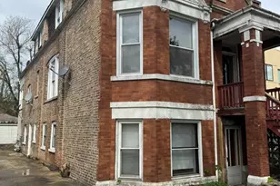 1526 Elmwood Ave, Berwyn, IL 60402 - Photo 2