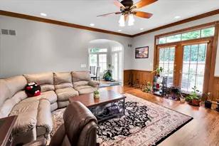 310 N County Line Rd, Hinsdale, IL 60521 - Photo 14