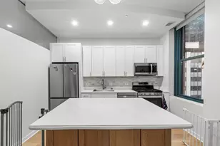 208 W Washington St, Chicago, IL 60606 - Photo 8