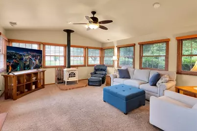 214 Deerpath Drive, Oswego, IL 60543 - Photo 16