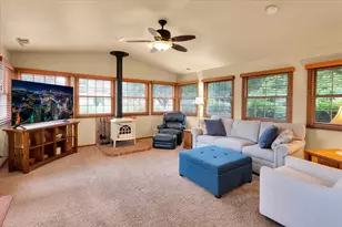 214 Deerpath Dr, Oswego, IL 60543 - Photo 16
