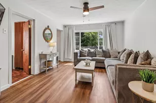 2016 N Whipple St, Chicago, IL 60647 - Photo 2