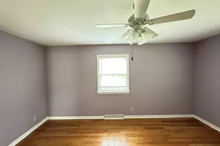 7409 Chesterfield Rd, Crystal Lake, IL 60012 - Photo 16