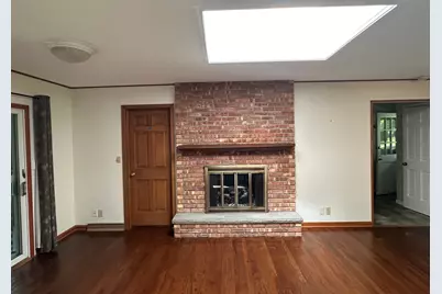7409 Chesterfield Road, Crystal Lake, IL 60012 - Photo 4