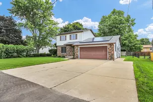1009 N West Street N, Leroy, IL 61752 - Photo 34