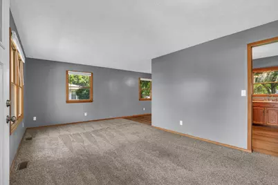 1009 N West Street N, Leroy, IL 61752 - Photo 6