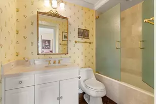 800 N Michigan Ave, Chicago, IL 60611 - Photo 28