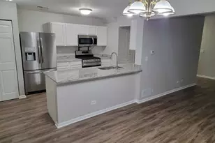 889 Symphony Dr, Aurora, IL 60504 - Photo 4