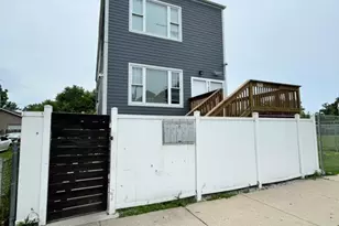 5148 S Wolcott Ave, Chicago, IL 60609 - Photo 1