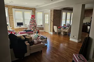 6503 N Mozart St, Chicago, IL 60645 - Photo 2