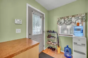 28422 W Park Ave, Wauconda, IL 60084 - Photo 2
