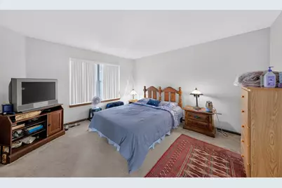 7016 S Stratton Lane, Gurnee, IL 60031 - Photo 10