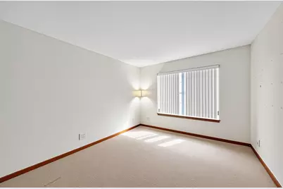 7016 S Stratton Lane, Gurnee, IL 60031 - Photo 14