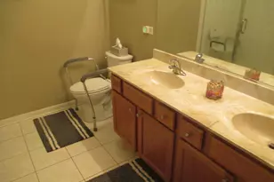 125 Lakeview Dr, Bloomingdale, IL 60108 - Photo 14