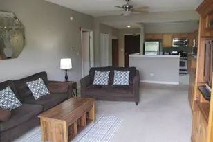 125 Lakeview Dr, Bloomingdale, IL 60108 - Photo 4