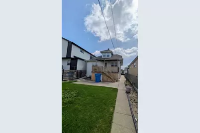 4820 N Natoma Avenue, Chicago, IL 60656 - Photo 2