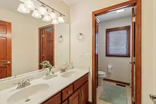 143 Pineridge Dr S, Oswego, IL 60543 - Photo 24
