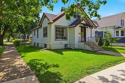 312 S Blaine Avenue, Bradley, IL 60915 - Photo 2