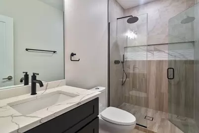 4938 W Medill Avenue, Chicago, IL 60639 - Photo 16