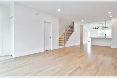 4938 W Medill Avenue, Chicago, IL 60639 - Photo 8