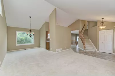 1327 Northgate Drive, Bartlett, IL 60103 - Photo 4