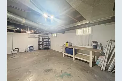 720 W American Street, Freeport, IL 61032 - Photo 12
