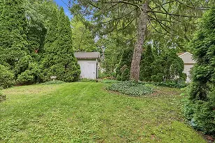104 Fairview Ave, Bloomington, IL 61701 - Photo 30