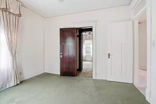 104 Fairview Ave, Bloomington, IL 61701 - Photo 20