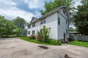 419 Hickory St, Waukegan, IL 60085 - Photo 22