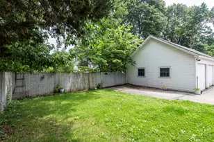 419 Hickory St, Waukegan, IL 60085 - Photo 24