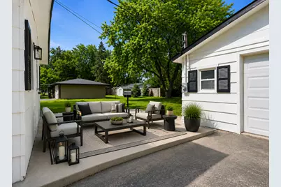 1203 N Chapel Hill Road, McHenry, IL 60051 - Photo 18