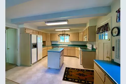 809 McClaran Avenue, Aurora, IL 60506 - Photo 6