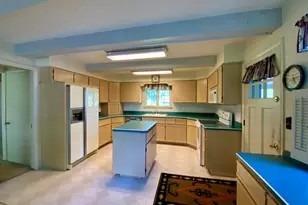 809 McClaran Ave, Aurora, IL 60506 - Photo 6