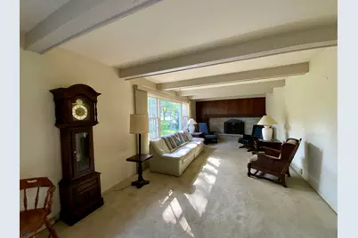 809 McClaran Avenue, Aurora, IL 60506 - Photo 2