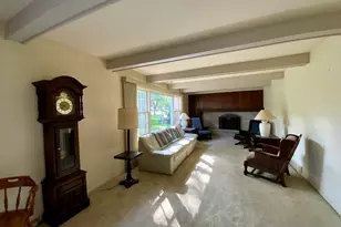 809 McClaran Ave, Aurora, IL 60506 - Photo 2