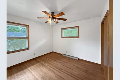 1346 Empire Court, Freeport, IL 61032 - Photo 12