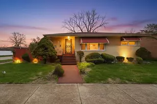 15201 Sunset Dr, Dolton, IL 60419 - Photo 2