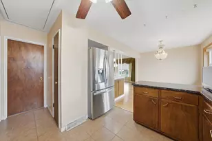 15201 Sunset Dr, Dolton, IL 60419 - Photo 10