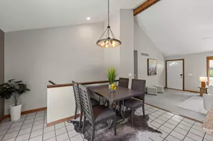 12475 Fox Rd, Yorkville, IL 60560 - Photo 14