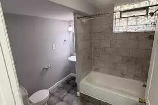 228 N Sacramento Blvd, Chicago, IL 60612 - Photo 8