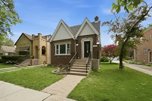 10021 S Oakley Ave, Chicago, IL 60643 - Photo 2