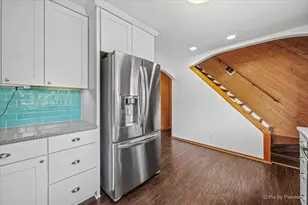 209 Eastwood Ct, Barrington, IL 60010 - Photo 12