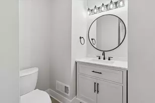 3082 Antelope Springs Rd, Northbrook, IL 60062 - Photo 12