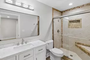 3082 Antelope Springs Rd, Northbrook, IL 60062 - Photo 16