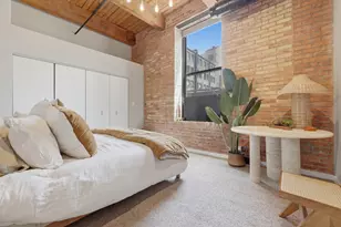 300 W Grand Ave, Chicago, IL 60654 - Photo 8